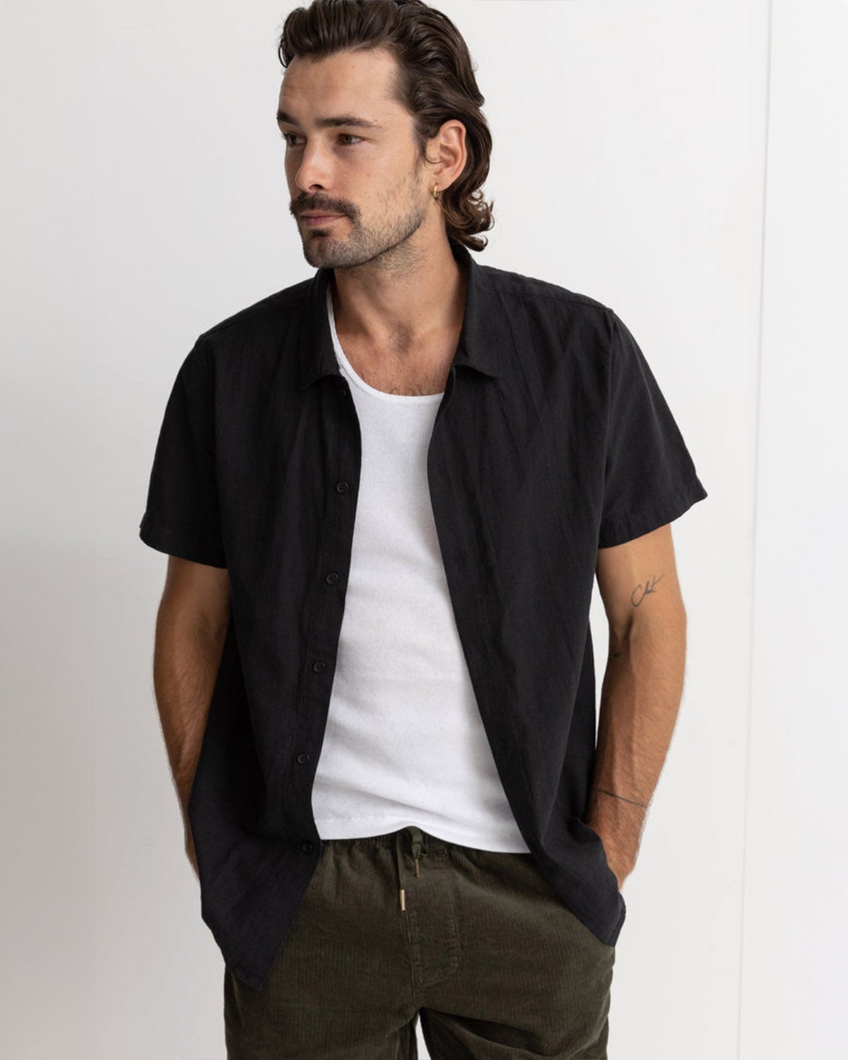 Classic Linen Ss Shirt in Vintage Black | Chances Surf NZ
