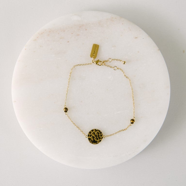 Discover more than 83 dreaming of gold bracelet ceg.edu.vn