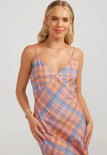 Kiera Maxi Dress in Peach | Chances Surf NZ Kiera Maxi Dress in Peach | Chances Surf NZ