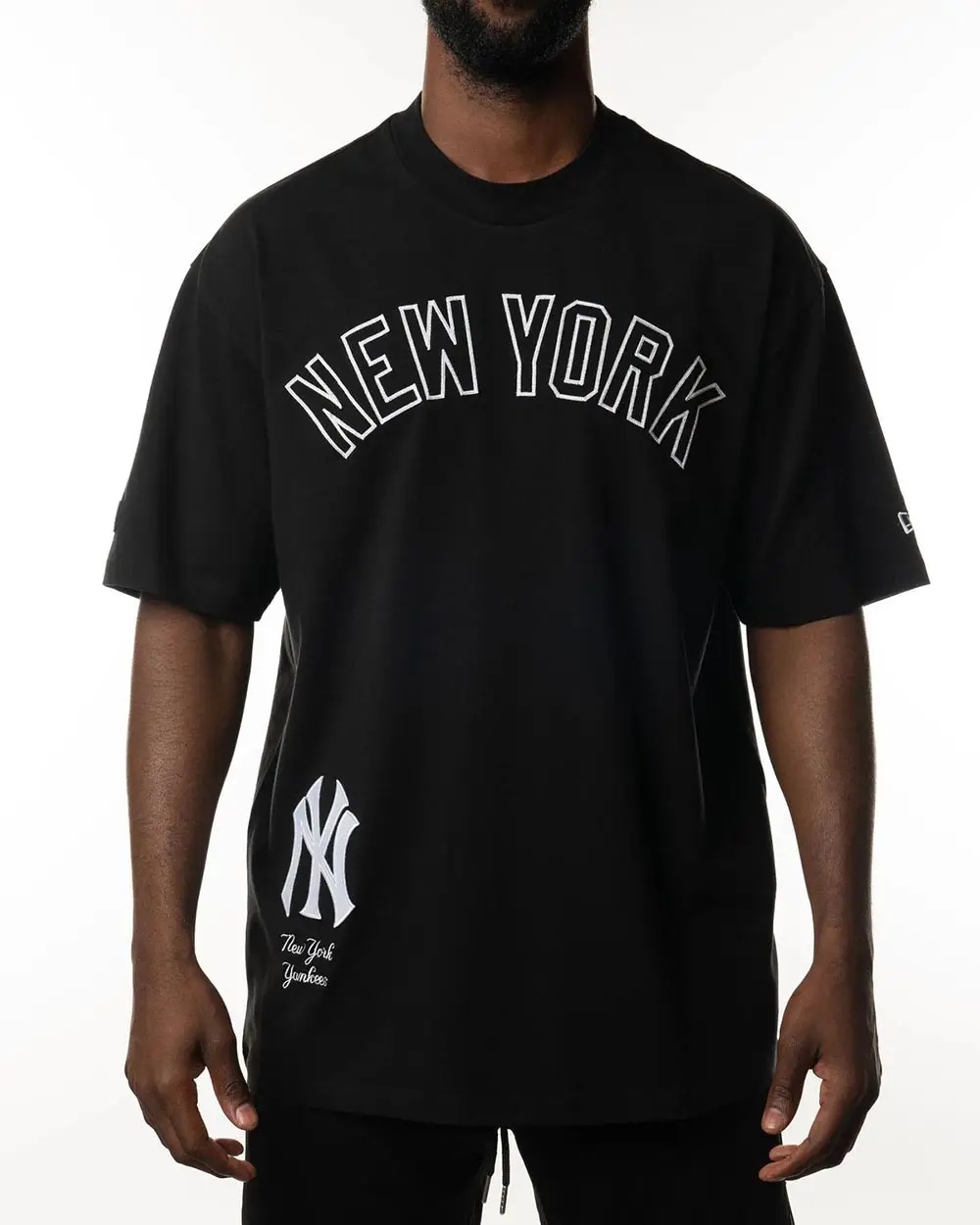 New Era Oversize Tee New York Yankees | Chances Surf NZ New Era Oversize Tee New York Yankees | Chances Surf NZ