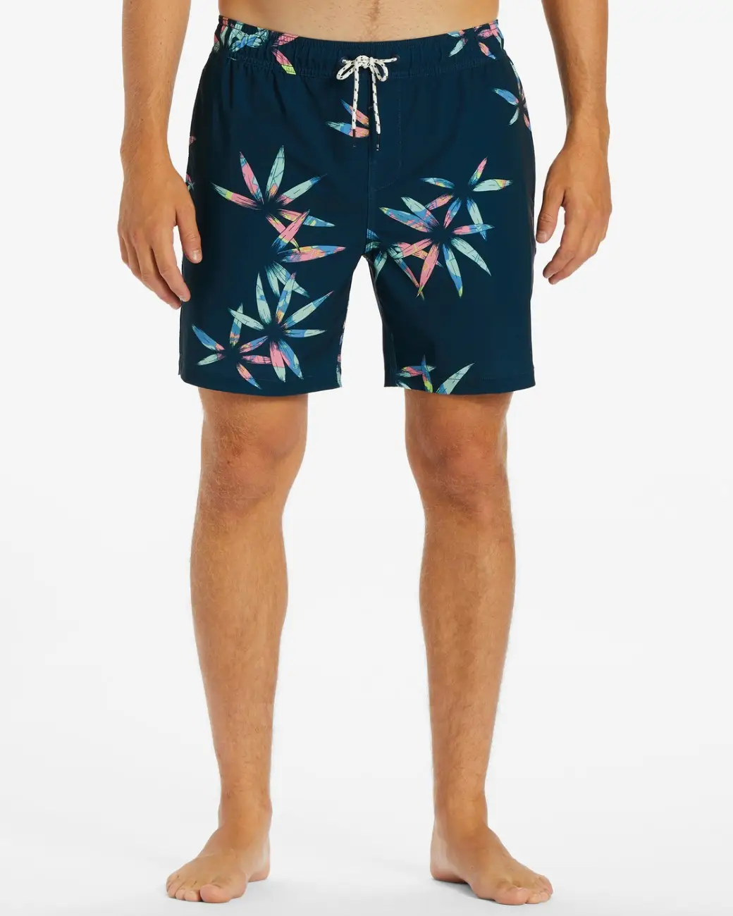 Sundays layback top boardshorts