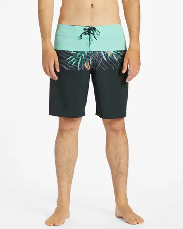 Tribong top pro boardshorts